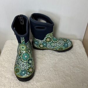 BOGS - Classic Mid Ambrosia Boot. Size 7